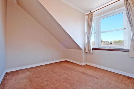 2 bedroom Flat for sale in 22A Loanhead Terrace, Rosemount, Aberdeen, AB25