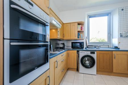 1 bedroom Flat for sale in 274 Hardgate, The City Centre, Aberdeen, AB10