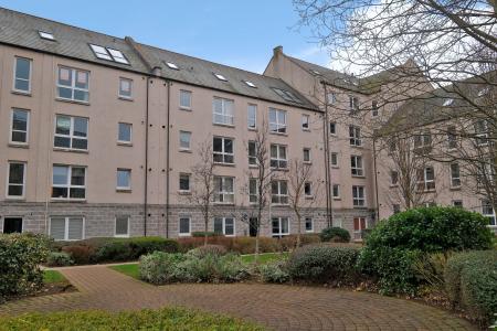 2 bedroom Flat for sale in Millburn Street, The City Centre, Aberdeen, AB11