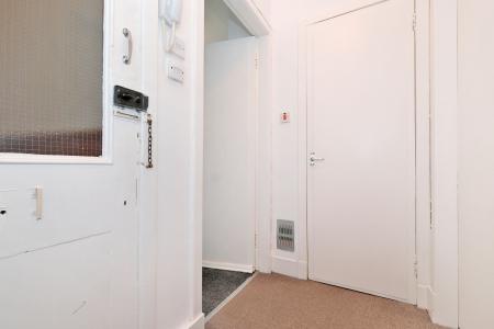 1 bedroom Flat for sale in 294 Union Grove, The West End, Aberdeen, AB10