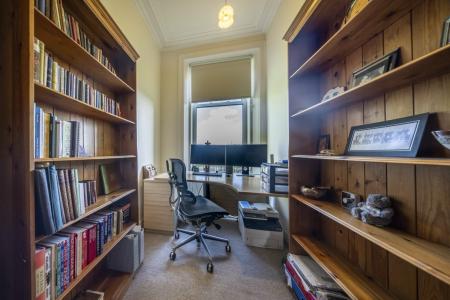 4 bedroom Flat for sale in 364 North Deeside Road, Cults, Aberdeen, AB15