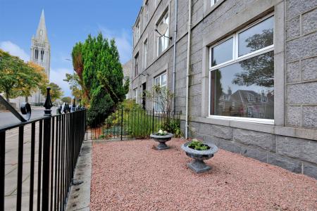 1 bedroom Flat for sale in 52 Mid Stocket Road, Rosemount, Aberdeen, AB15