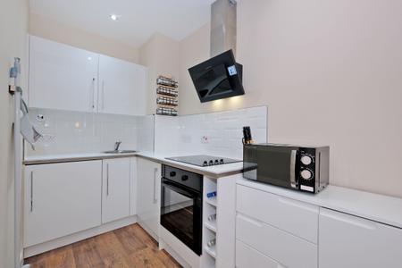 1 bedroom Flat for sale in 561 Great Western Road, Mannofield, Aberdeen, AB10