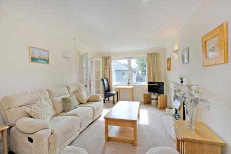 1 bedroom Retirement property for sale in 93 Whinhill Gate, Ferryhill, Aberdeen, AB11