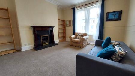 2 bedroom Flat to let in Rosemount Place, Rosemount, Aberdeen, AB25