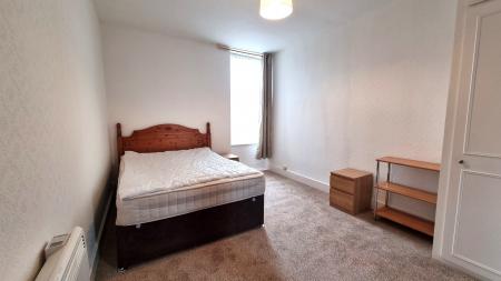 2 bedroom Flat to let in Rosemount Place, Rosemount, Aberdeen, AB25