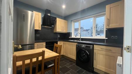 2 bedroom Flat to let in Middle Park, Inverurie, AB51