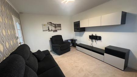 2 bedroom Flat to let in Middle Park, Inverurie, AB51