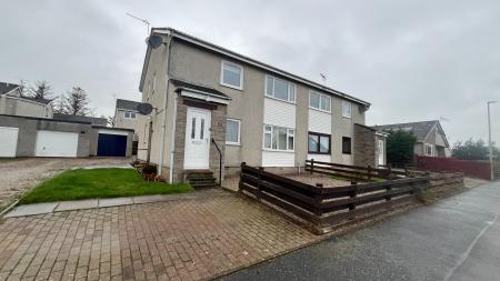 2 bedroom Flat to let in Middle Park, Inverurie, AB51