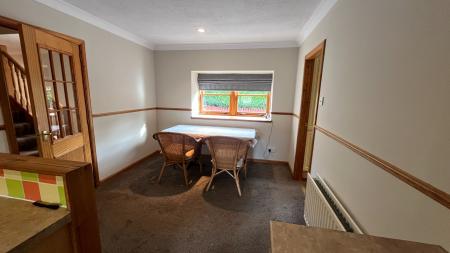 5 bedroom Semi-detached house to let in Mains of Orrock, Balmedie, AB23
