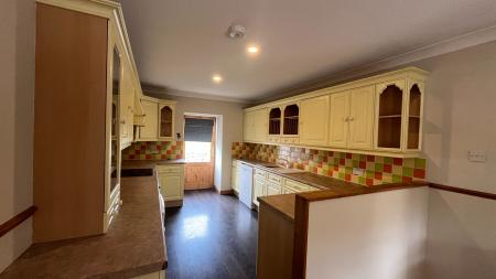 5 bedroom Semi-detached house to let in Mains of Orrock, Balmedie, AB23