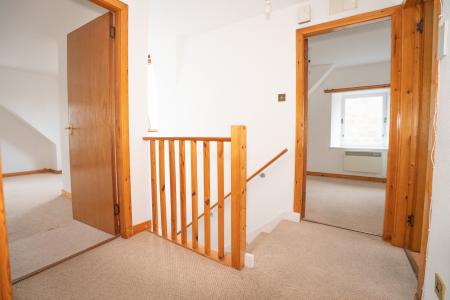 2 bedroom Flat for sale in Viewfield, Charlestown Road, Aboyne, AB34