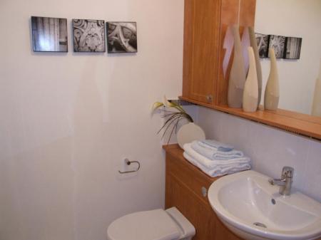 2 bedroom Flat to let in Rubislaw View, Rubislaw, Aberdeen, AB15