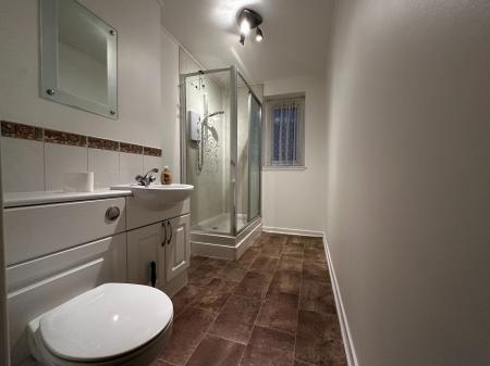 2 bedroom Flat to let in Cairncry Road, Ashgrove, Aberdeen, AB16