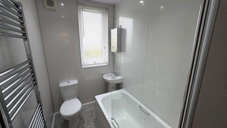 2 bedroom Flat to let in Hilton Drive, Hilton, Aberdeen, AB24