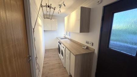 5 bedroom Detached house to let in The Meadows, Milltimber, Aberdeen, AB13