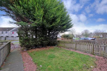 2 bedroom Terraced House for sale in 6 Barvas Walk, Sheddocksley, Aberdeen, AB16