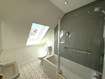 6 bedroom Detached house to let in King's Gate, The West End, Aberdeen, AB15