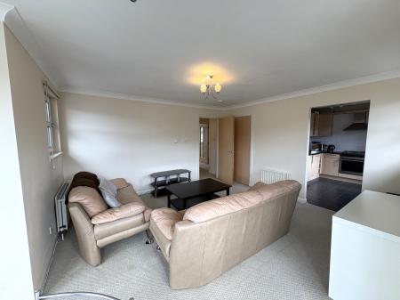 3 bedroom Flat to let in Grandholm Crescent, Grandholm, Aberdeen, AB22