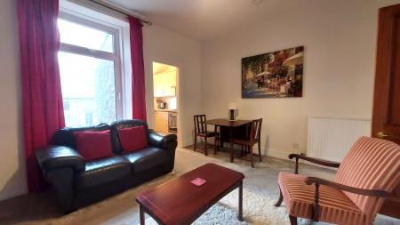1 bedroom Flat to let in Richmond Terrace, Rosemount, Aberdeen, AB25