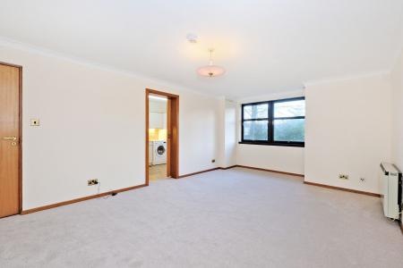 2 bedroom Flat for sale in 12 Craigieburn Park, The West End, Aberdeen, AB15