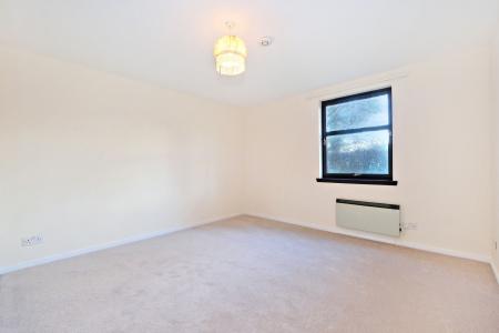 2 bedroom Flat for sale in 12 Craigieburn Park, The West End, Aberdeen, AB15