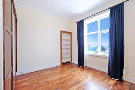 4 bedroom Flat for sale in Richmondhill Place, Aberdeen, AB15