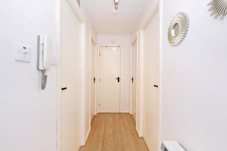 2 bedroom Flat for sale in 202 Headland Court, Ruthrieston, Aberdeen, AB10