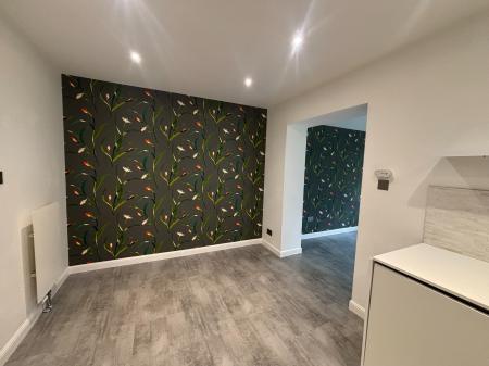 3 bedroom Semi-detached house to let in Castleview Avenue, Kintore, AB51