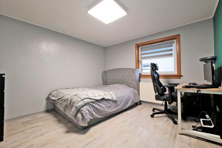 2 bedroom Flat for sale in Grampian Gardens, Dyce, Aberdeen, AB21