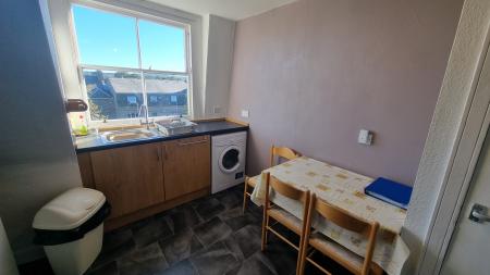 1 bedroom Flat to let in Dee Place, The City Centre, Aberdeen, AB11
