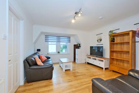 2 bedroom Flat for sale in 34 Albury Gardens, Ferryhill, Aberdeen, AB11