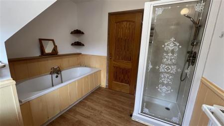 4 bedroom Detached house to let in Manse Croft, Strachan, Banchory, AB31