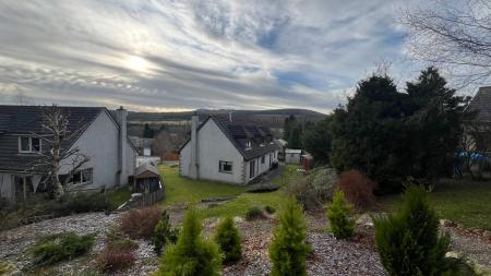 4 bedroom Detached house to let in Manse Croft, Strachan, Banchory, AB31