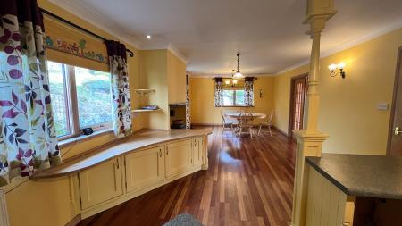 4 bedroom Detached house to let in Manse Croft, Strachan, Banchory, AB31