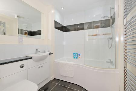 1 bedroom Flat for sale in St. Peter's Square, 22-24 St. Peters, Old Aberdeen, Aberdeen, AB24