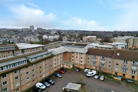 2 bedroom Flat for sale in Bannermill Place, Bannermill, Aberdeen, AB24