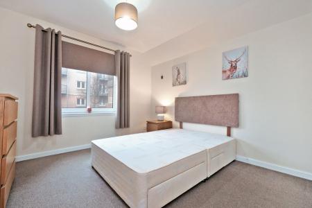 2 bedroom Flat for sale in Bannermill Place, Bannermill, Aberdeen, AB24