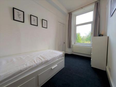2 bedroom Flat to let in Union Grove, The City Centre, Aberdeen, AB10