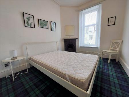 2 bedroom Flat to let in Union Grove, The City Centre, Aberdeen, AB10