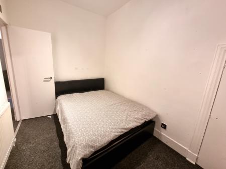 1 bedroom Flat to let in Walker Road, Torry, Aberdeen, AB11