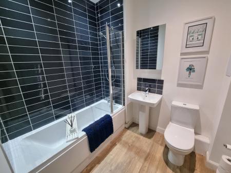 2 bedroom Flat to let in Maybaird Wynd, Aberdeen, AB25