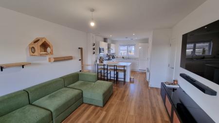 2 bedroom Terraced House to let in Pinewood Court, Airyhall, Aberdeen, AB15