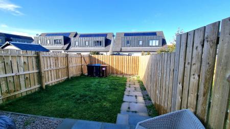 2 bedroom Terraced House to let in Pinewood Court, Airyhall, Aberdeen, AB15