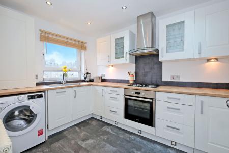 1 bedroom Flat for sale in Park Place, The City Centre, Aberdeen, AB24