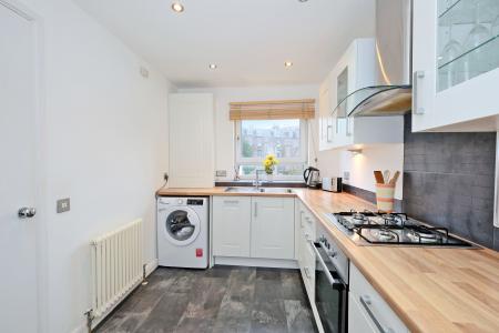 1 bedroom Flat for sale in Park Place, The City Centre, Aberdeen, AB24