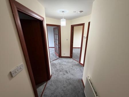 2 bedroom Flat to let in Picktillum Place, Kittybrewster, Aberdeen, AB25