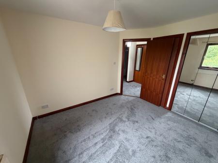 2 bedroom Flat to let in Picktillum Place, Kittybrewster, Aberdeen, AB25