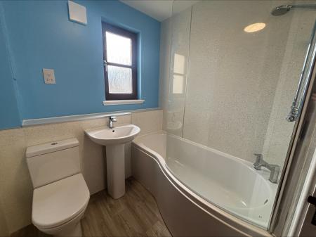 2 bedroom Flat to let in Pittendrigh Court, Inverurie, AB51
