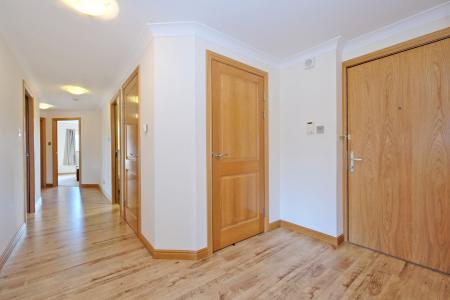 3 bedroom Flat for sale in 160 Polmuir Road, The City Centre, Aberdeen, AB11